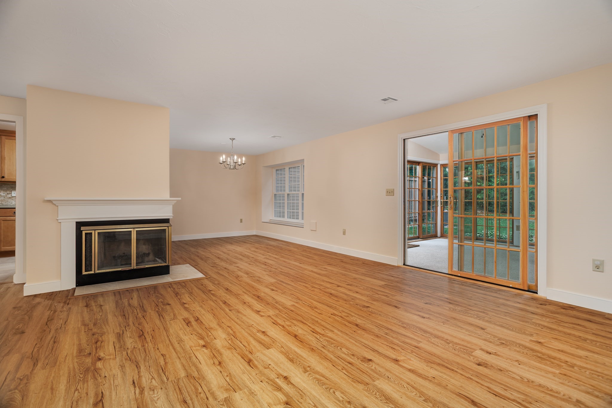 212 Ridgefield Cir Unit 212B, Clinton, MA 01510 - Image 11