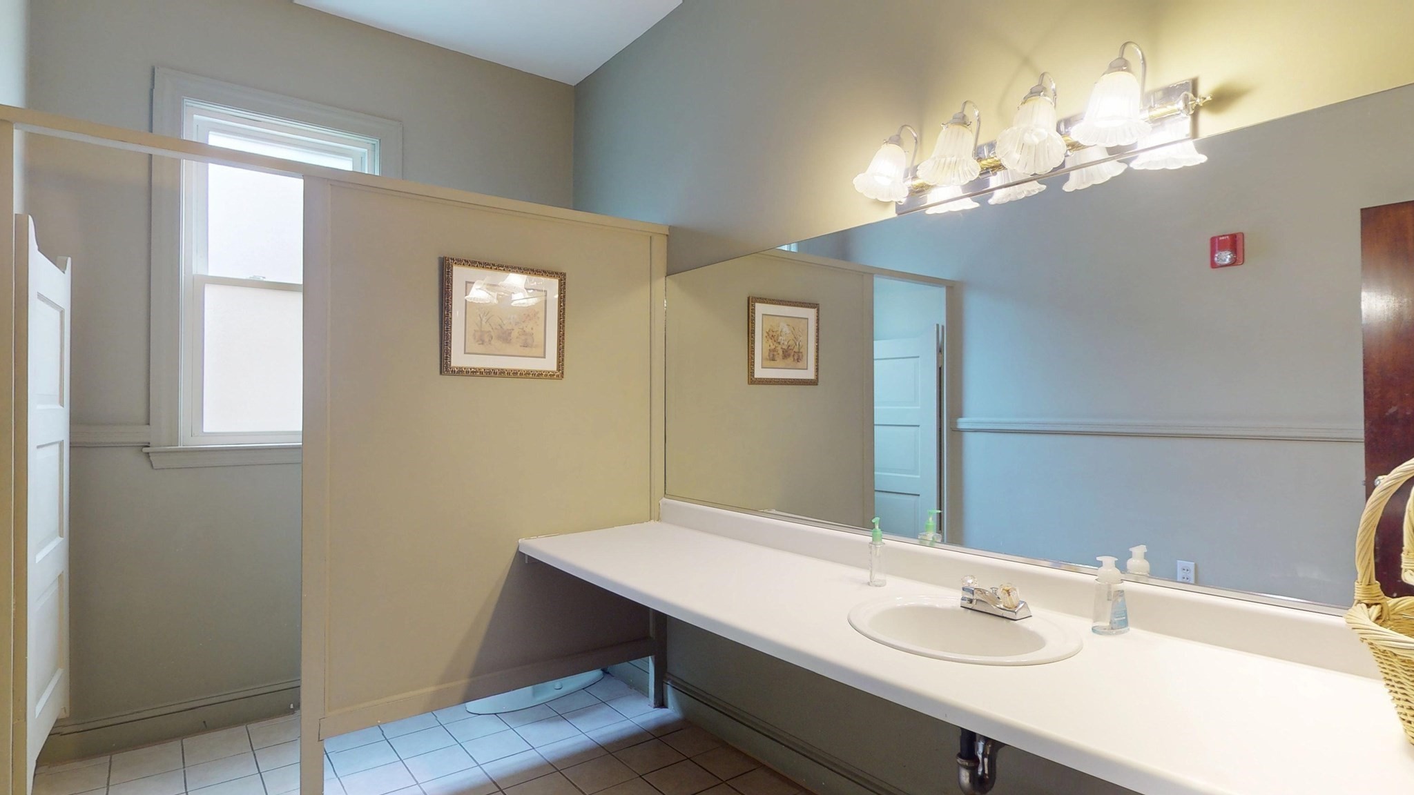 1 Sprague St, Revere, MA 02151 - Image 14