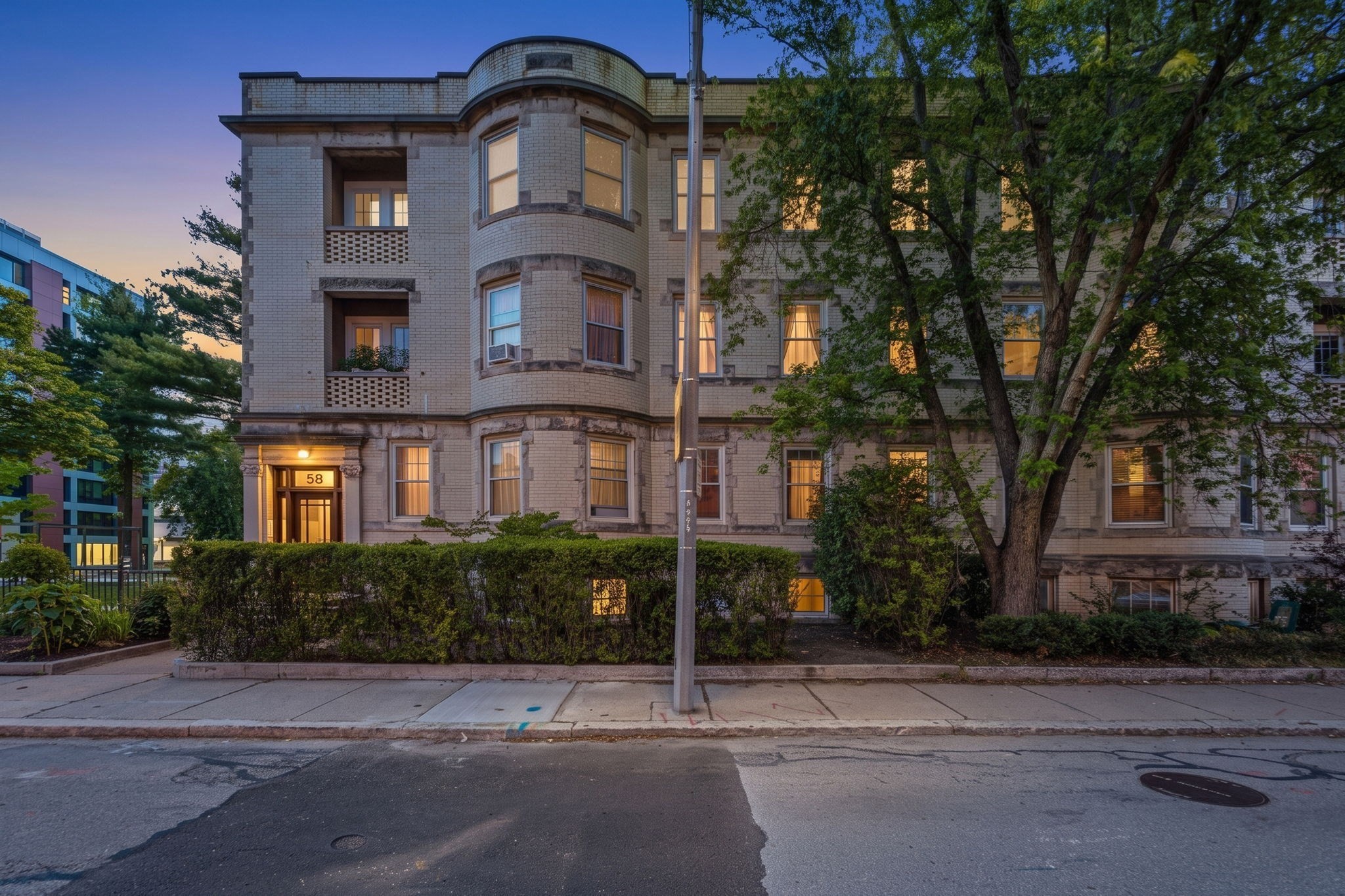 58 Pleasant Street Unit 2, Brookline, MA 02446