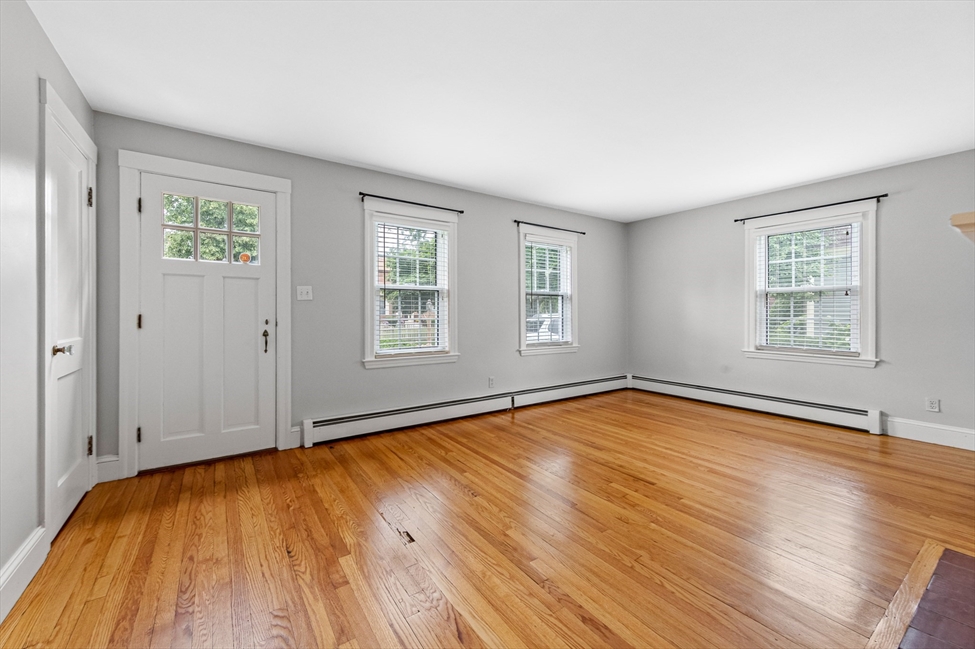 9 Auburn Rd, Beverly, MA Image 6