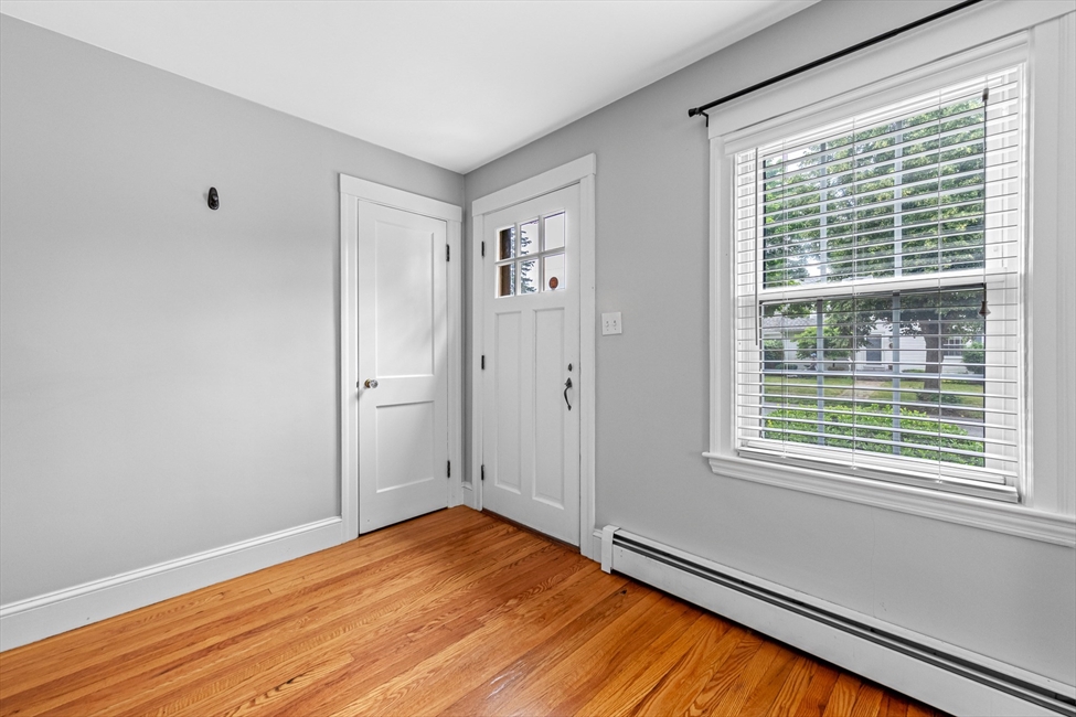 9 Auburn Rd, Beverly, MA Image 7