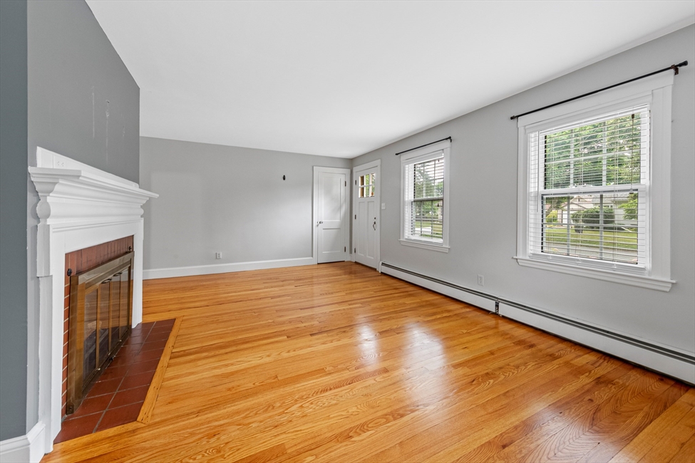 9 Auburn Rd, Beverly, MA Image 9