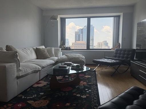 65 India Row, Apt 31A