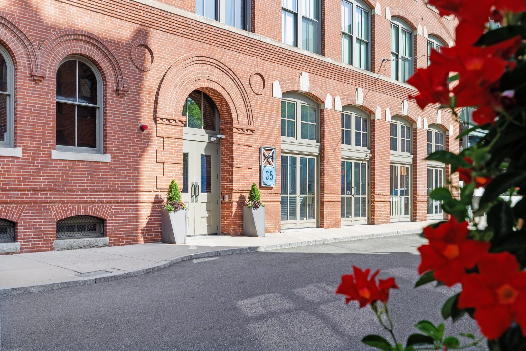 35 Channel Center St Unit 210, Seaport, Boston, MA 02210
