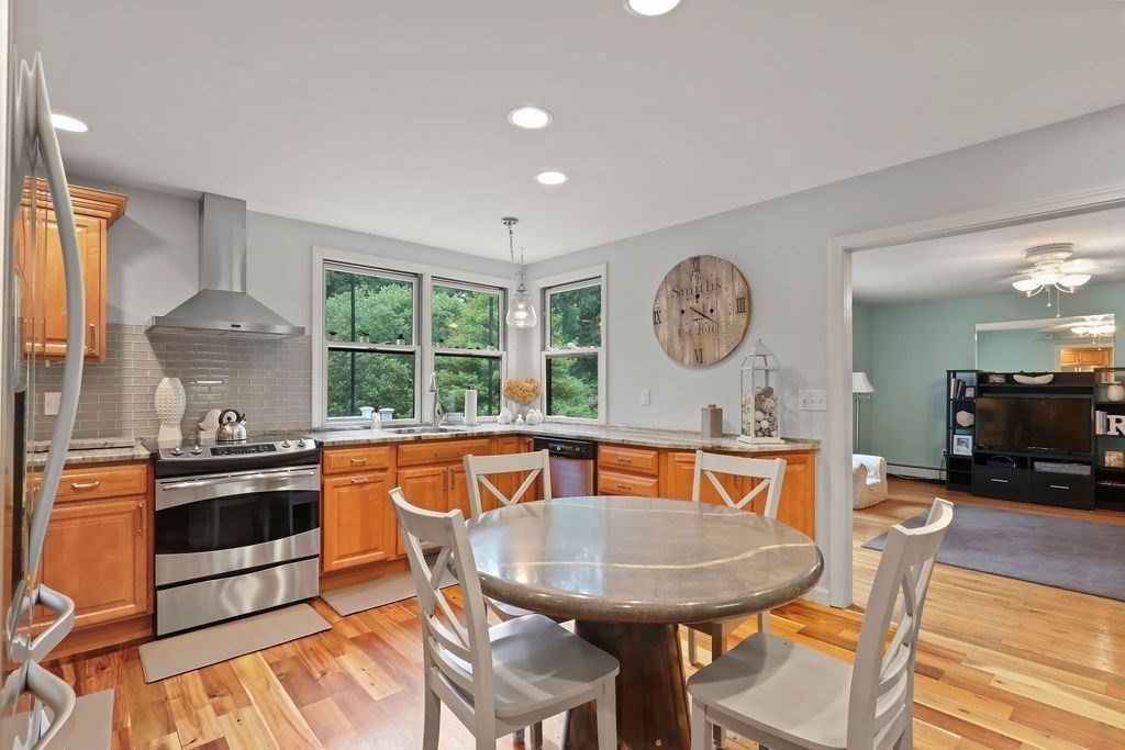 128 Converse  Rd, Marion, MA 02738 - Image 11