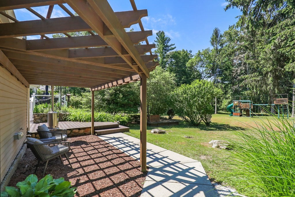 128 Converse  Rd, Marion, MA 02738 - Image 38