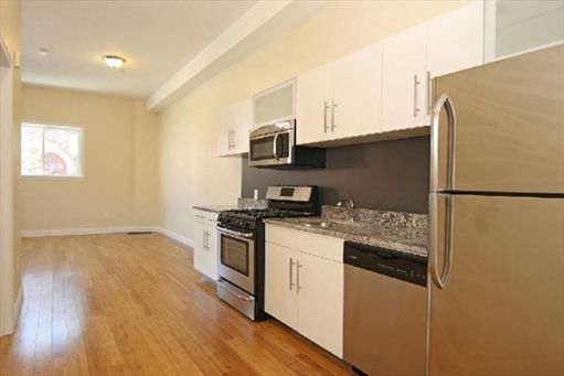 47 Orleans St, Apt 1