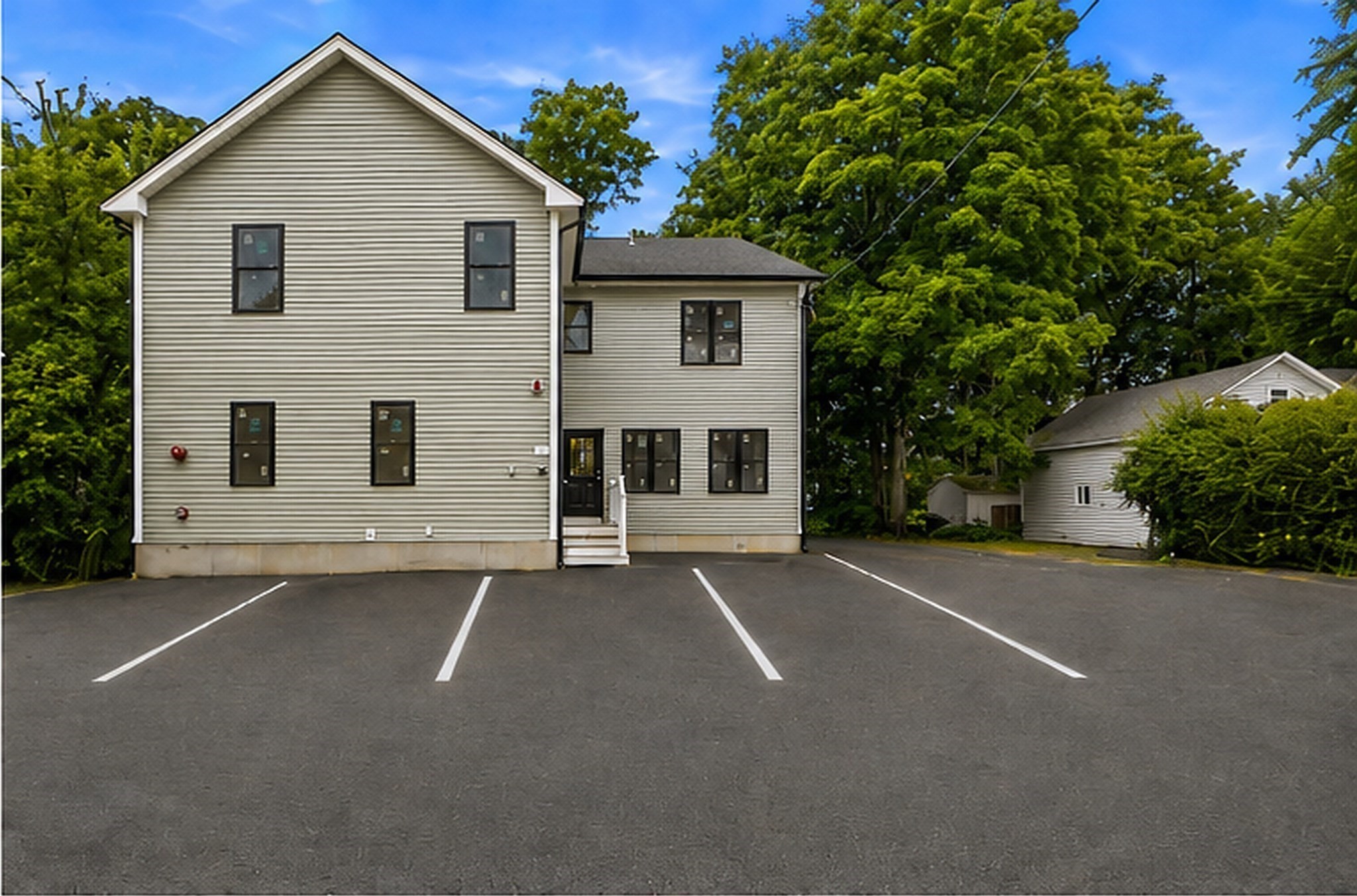 4 Mayhew St, Framingham, MA 01702 - Image 2