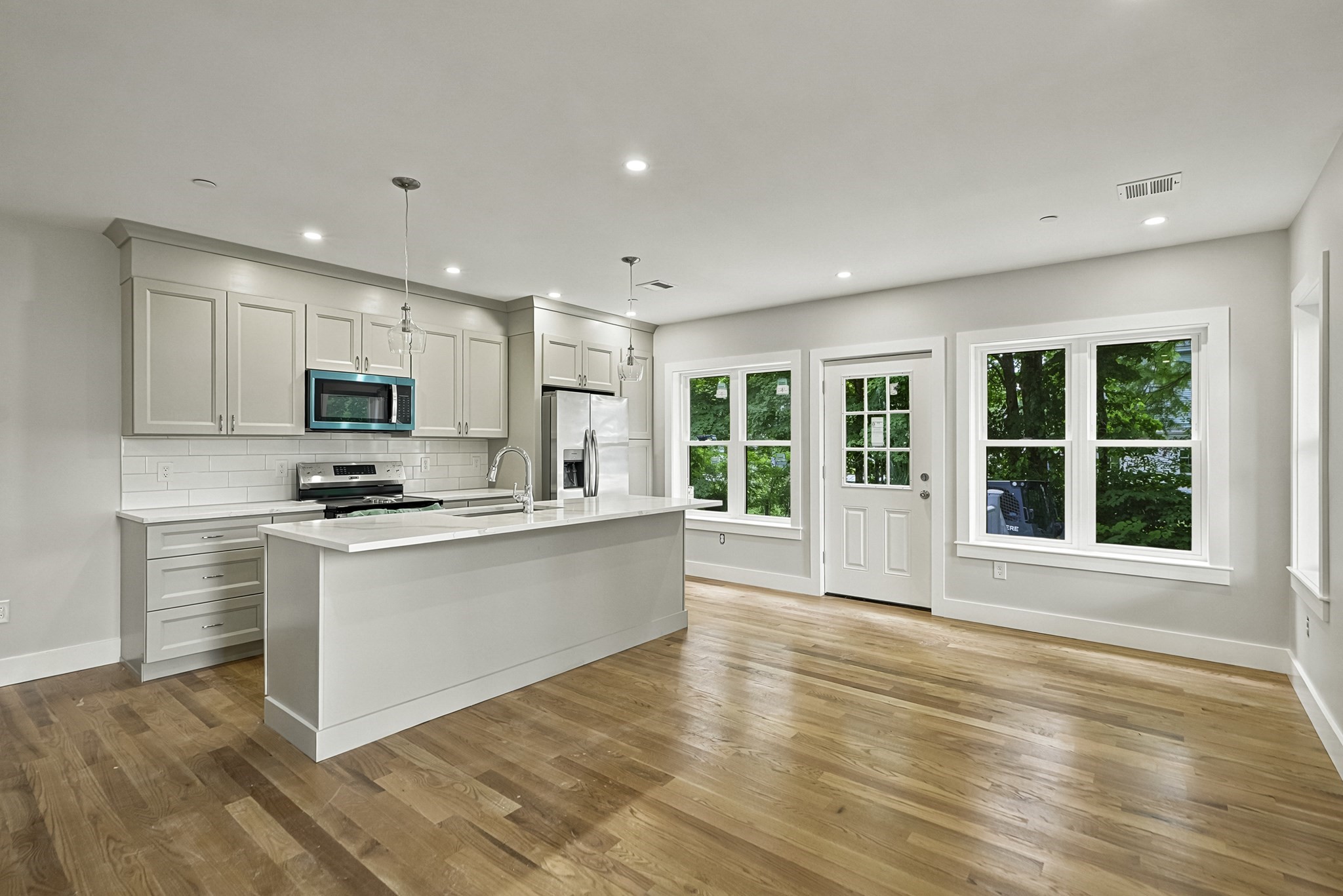 4 Mayhew St, Framingham, MA 01702 - Image 32