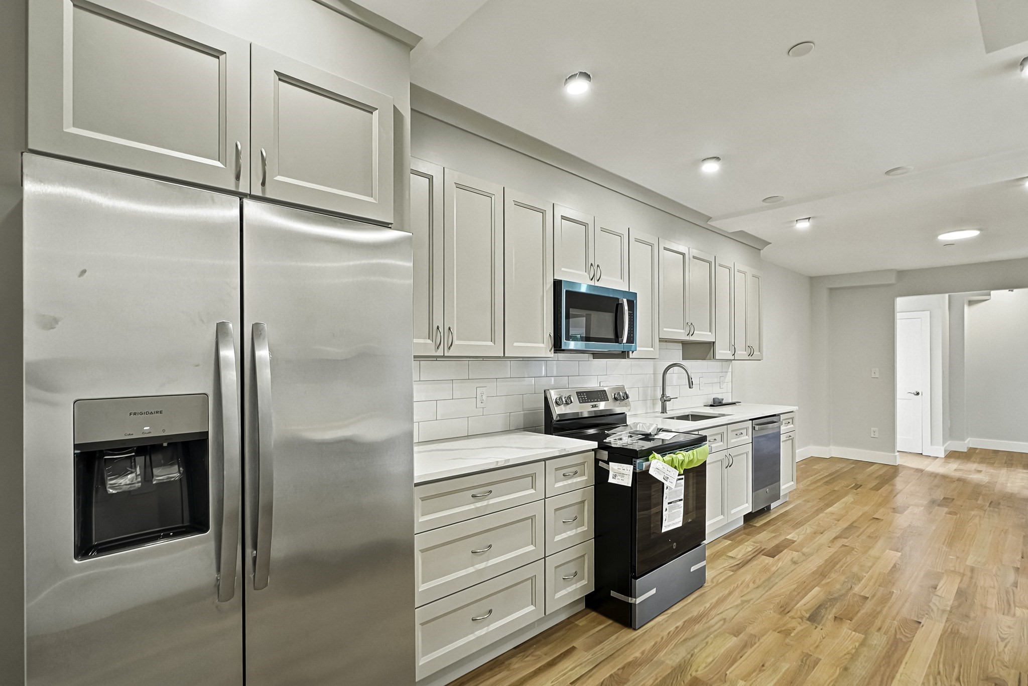 4 Mayhew St, Framingham, MA 01702 - Image 6