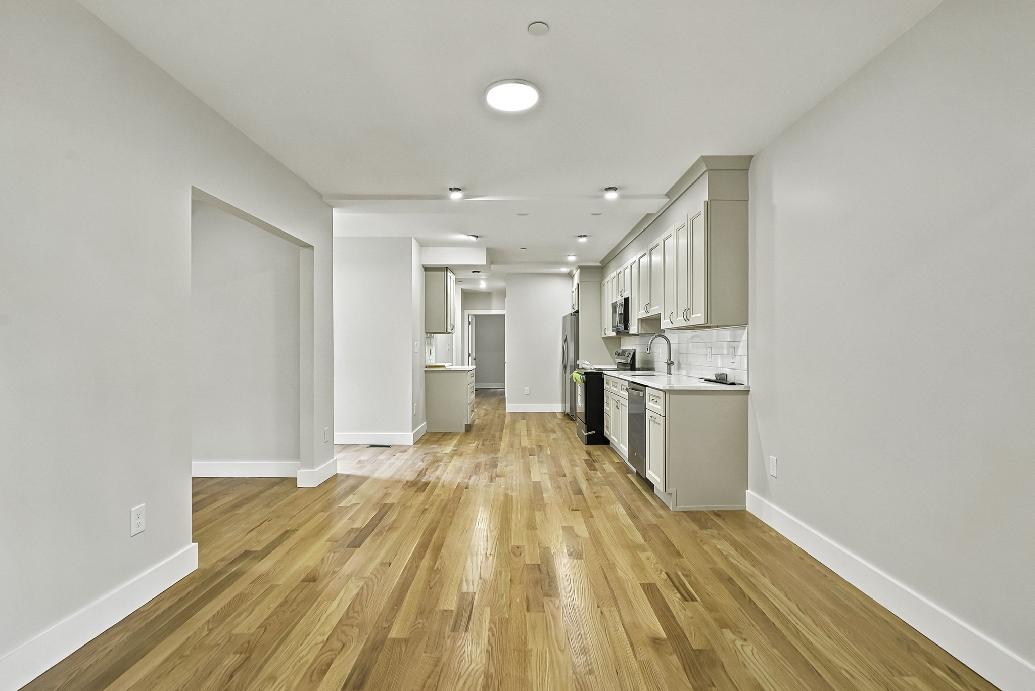 4 Mayhew St, Framingham, MA 01702 - Image 7