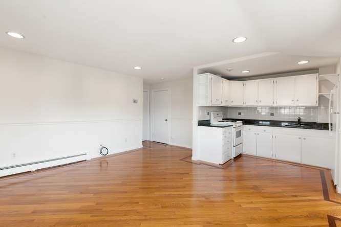 54 Lexington Ave Unit 32, Gloucester, MA 01930 - Image 14