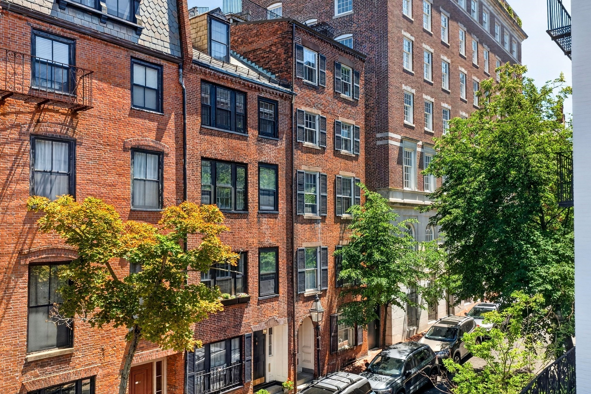 9 Joy St Unit 2, Beacon Hill, Boston, MA 02114