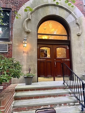 313 Tappan St, Apt 3