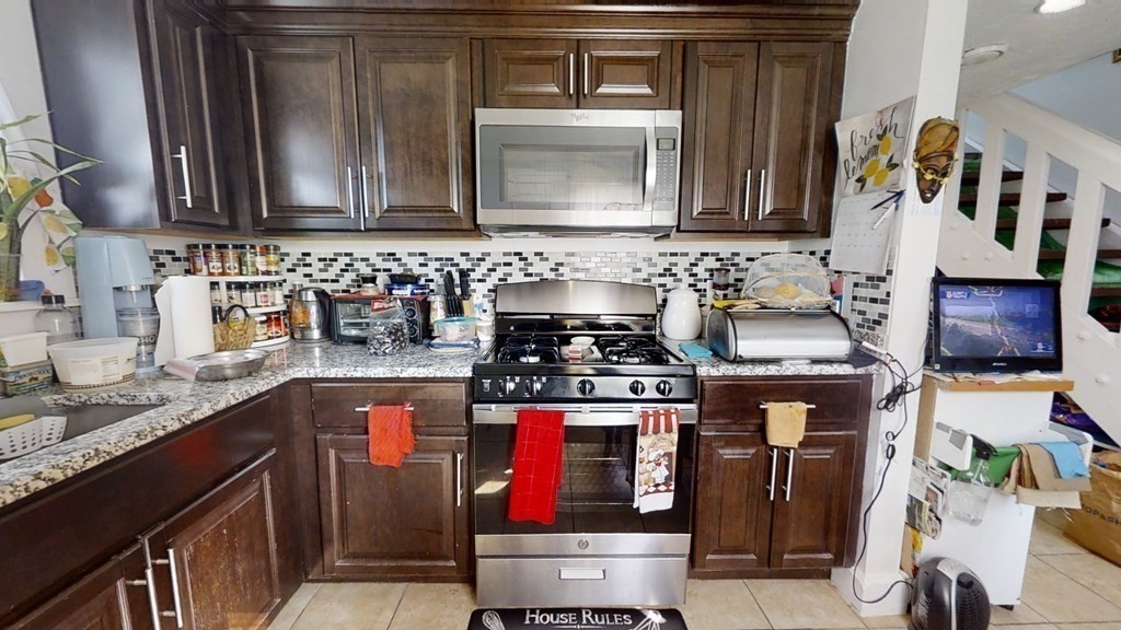 46 Essex St, Salem, MA 01970 - Image 4