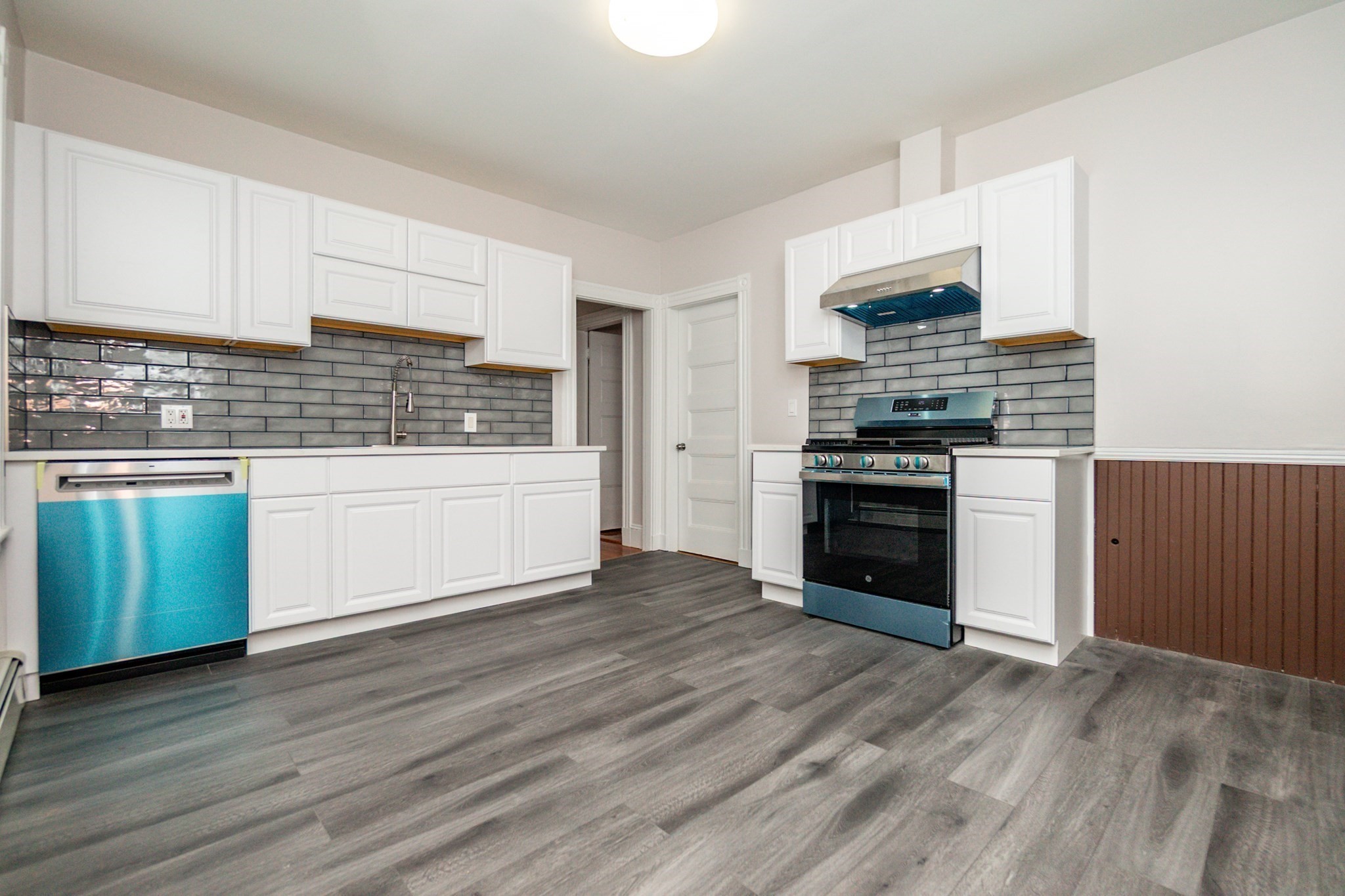 16 Taft St Unit 2, Dorchester, Boston, MA 02125