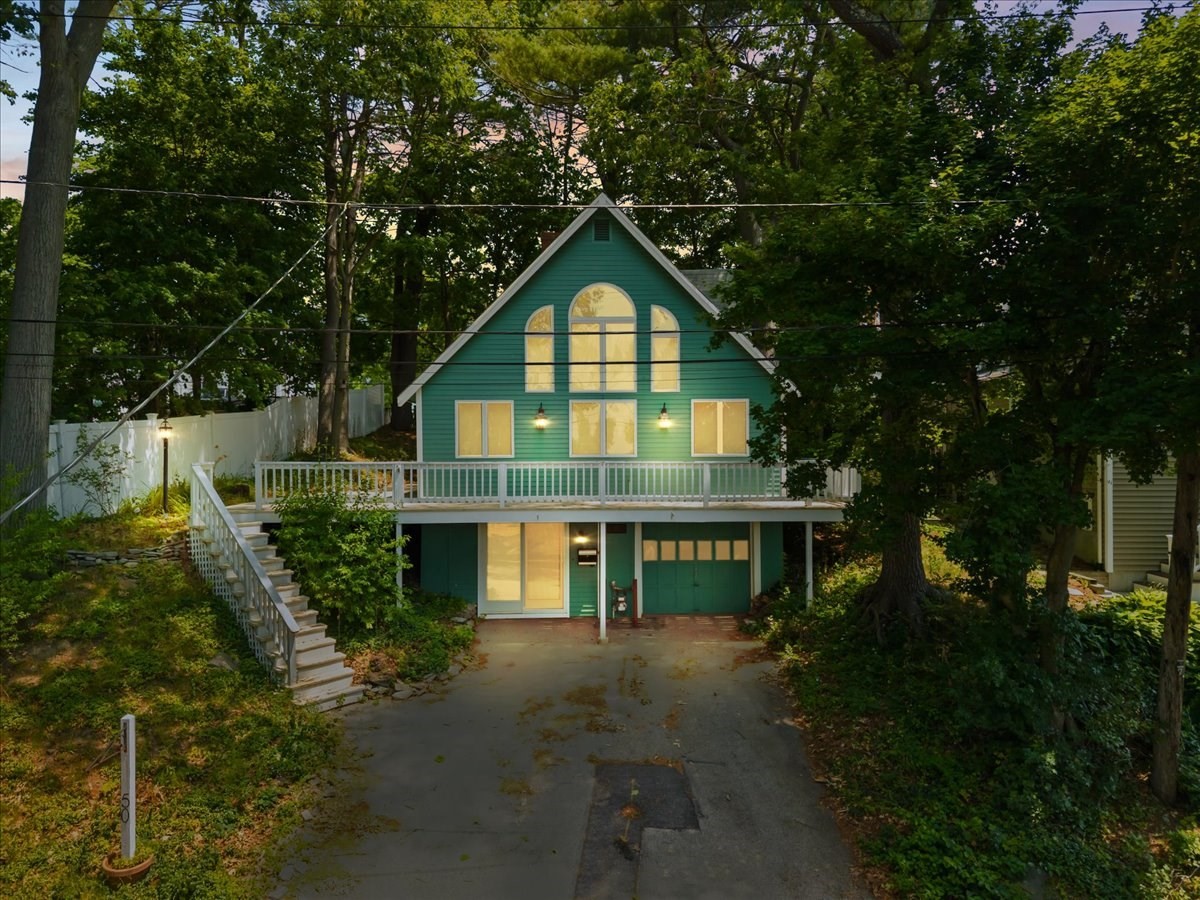 50 Pecksuot Road, Weymouth, MA 02191