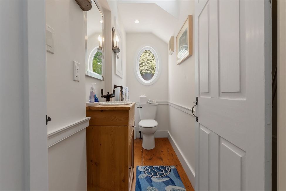 15 1/2 River Street, Salem, MA Image 15