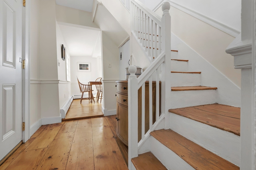 15 1/2 River Street, Salem, MA Image 17