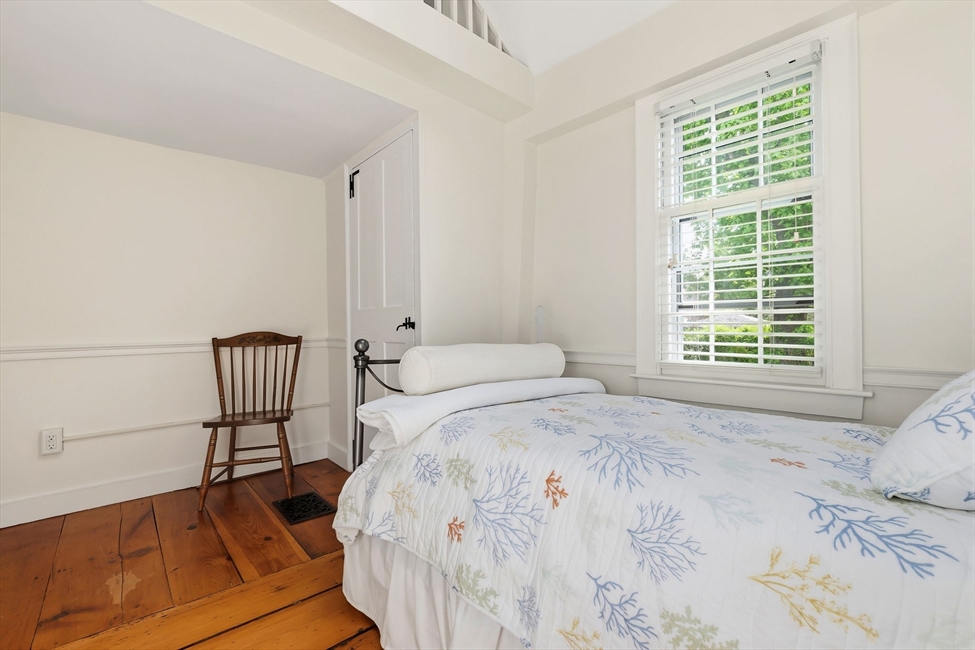15 1/2 River Street, Salem, MA Image 24