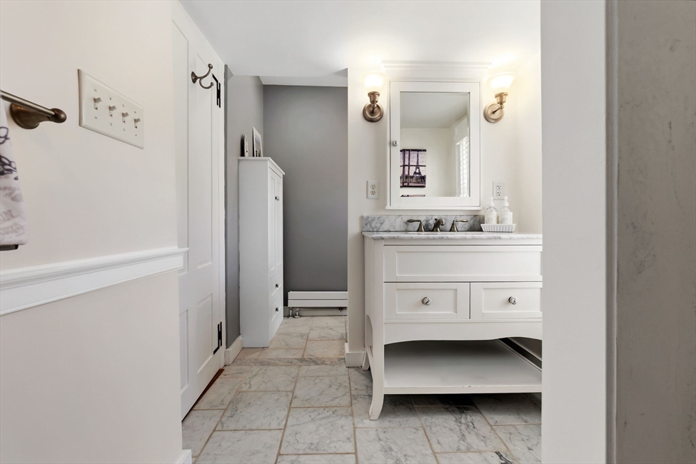 15 1/2 River Street, Salem, MA Image 30