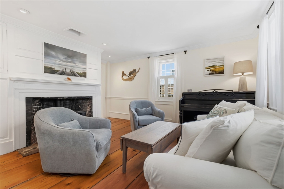 15 1/2 River Street, Salem, MA Image 4