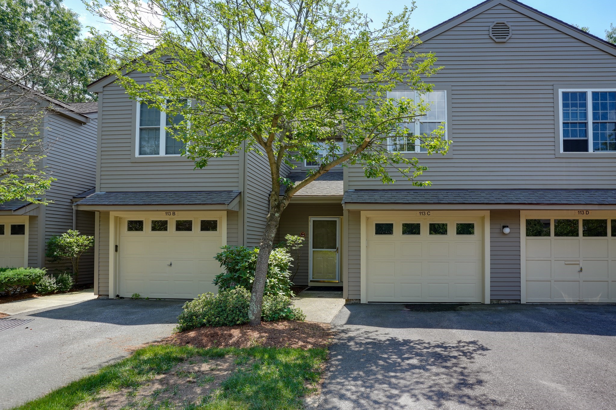 113 Ridgefield Circle Unit C, Clinton, MA 01510 - Image 1