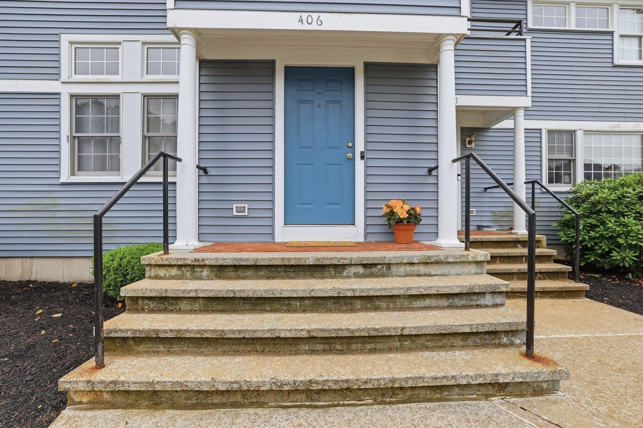 501 Auburn St Unit 406, Whitman, MA 02382