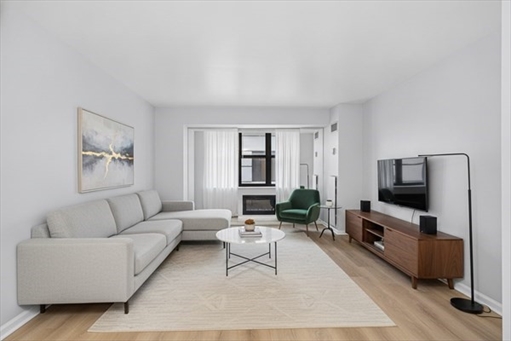 170 Tremont St, Apt 204