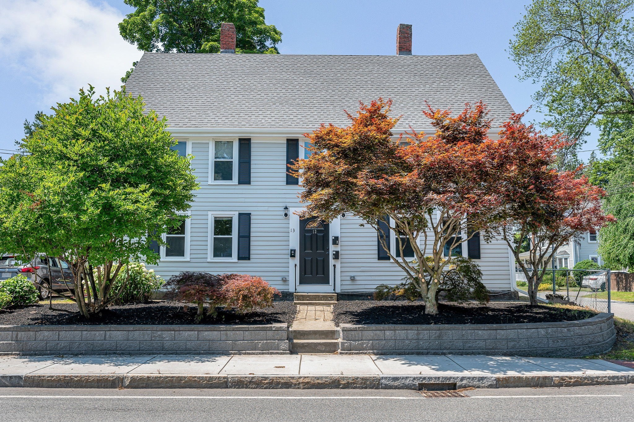 13 Hamilton St, Framingham, MA 01701