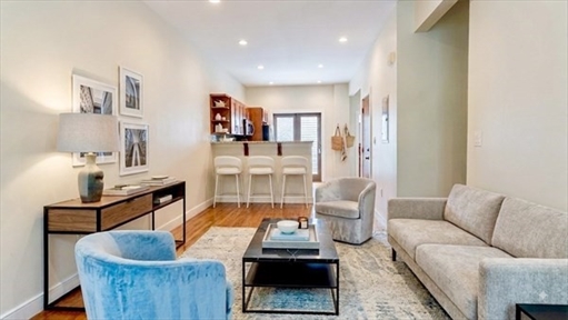2 Mount Pleasant Pl, Apt 1