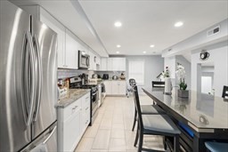 38-1/2 Ellsworth Rd, Peabody, MA Image 8