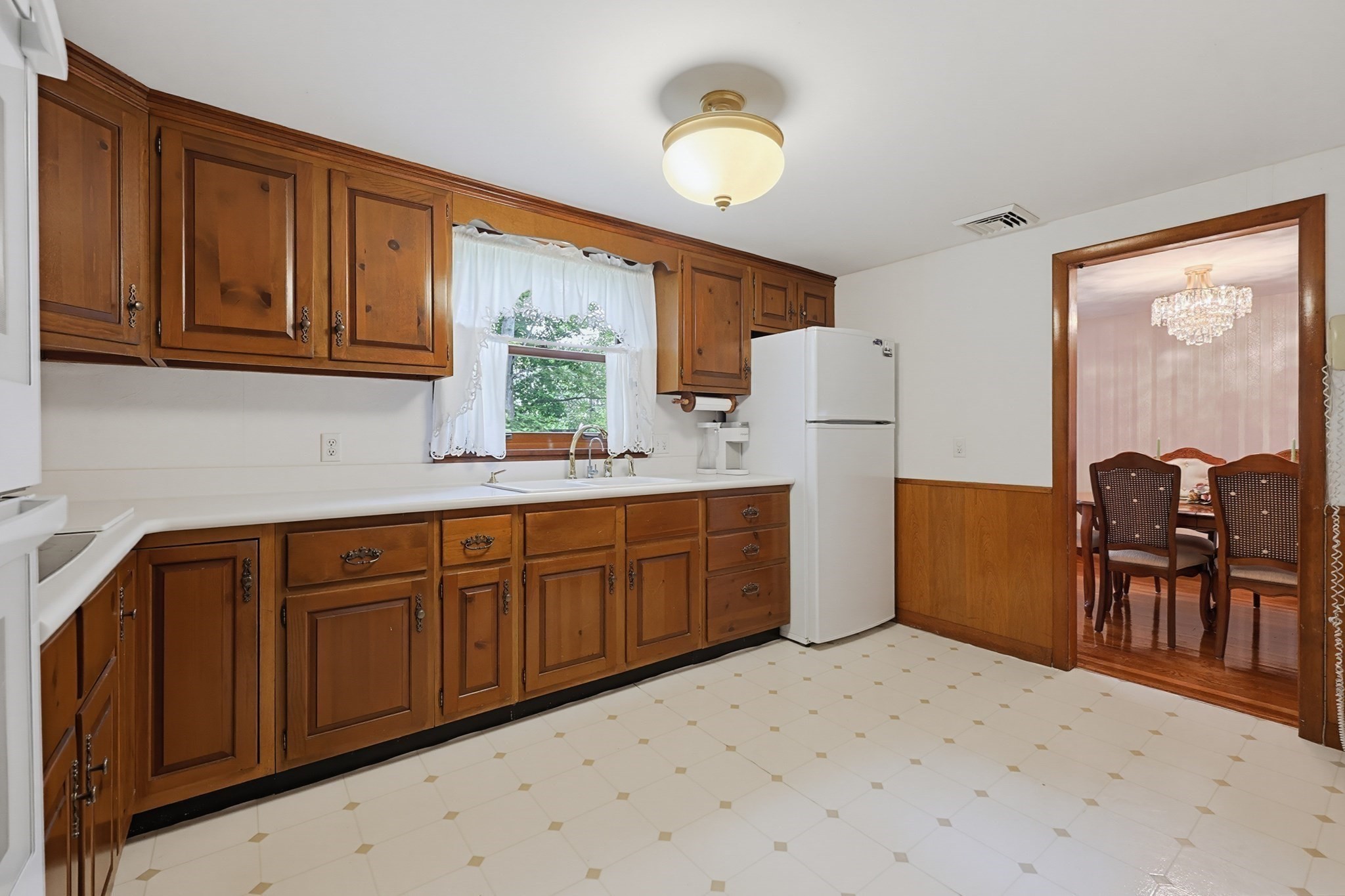 11 Preston St, Wakefield, MA 01880 - Image 14