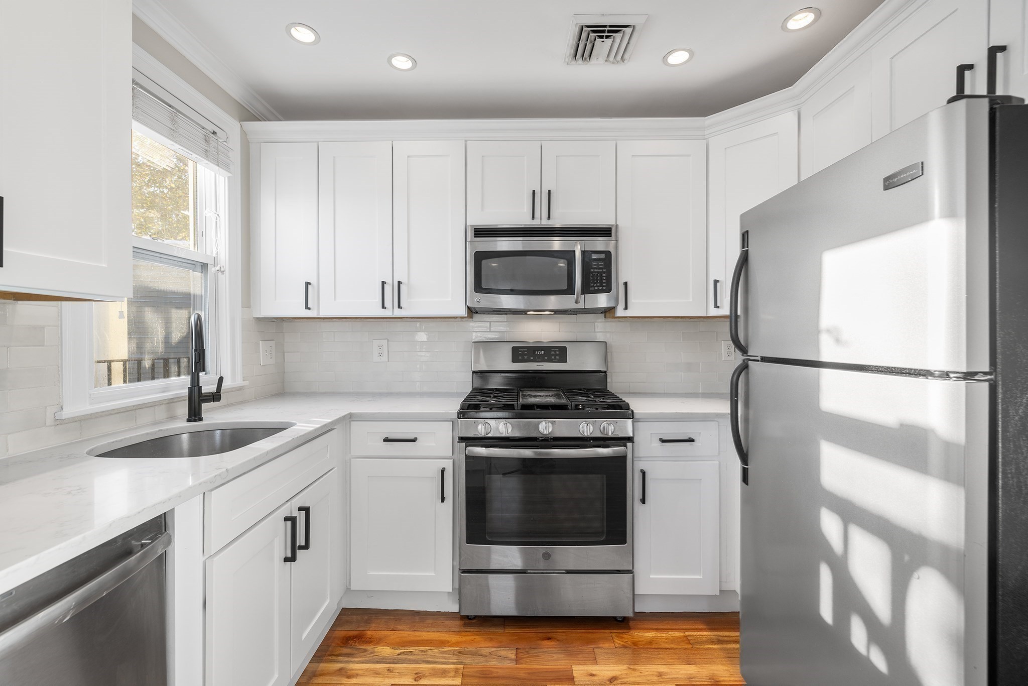 499 Sumner St Unit 3, East Boston, Boston, MA 02128 - Image 3