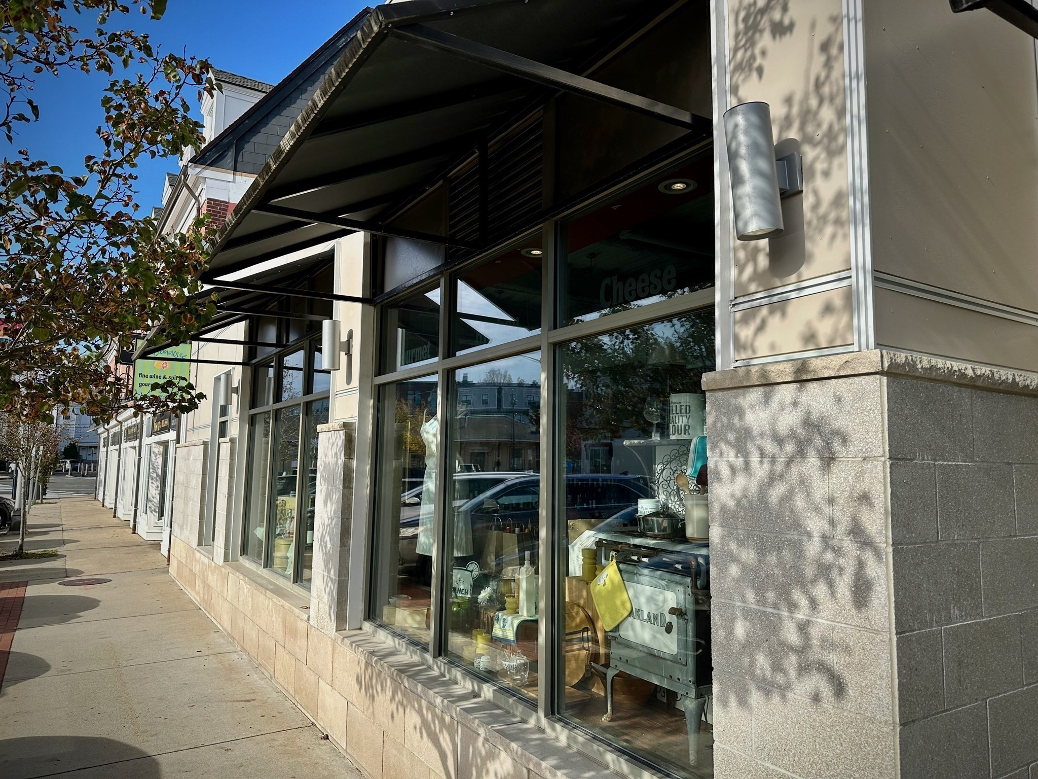 30 Haven Street, Reading, MA 01867 - Image 1