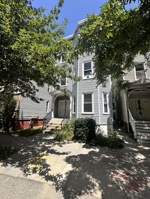 359-361 Western Ave, Apt 3
