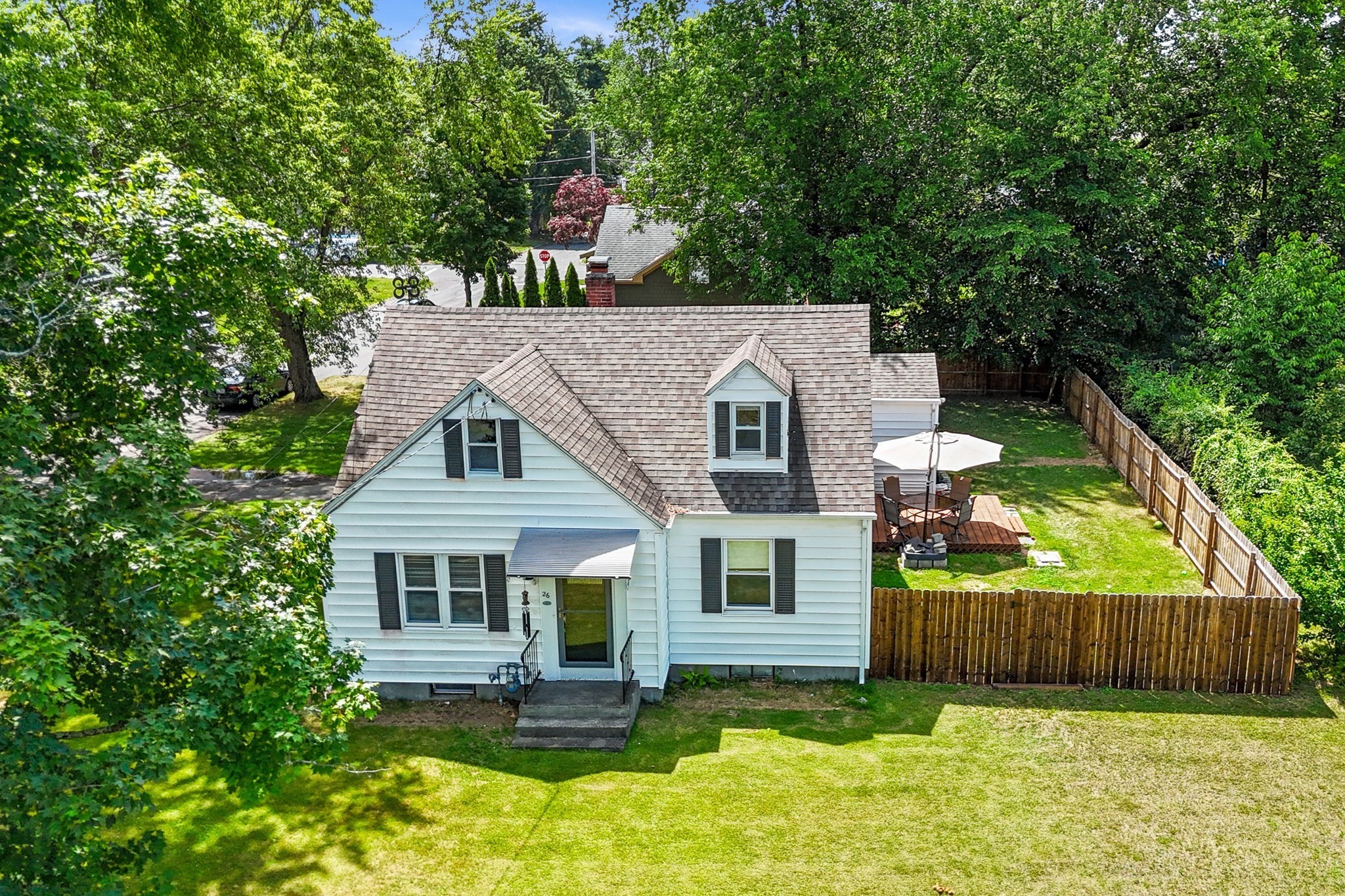 26 Thompson St, East Longmeadow, MA 01028