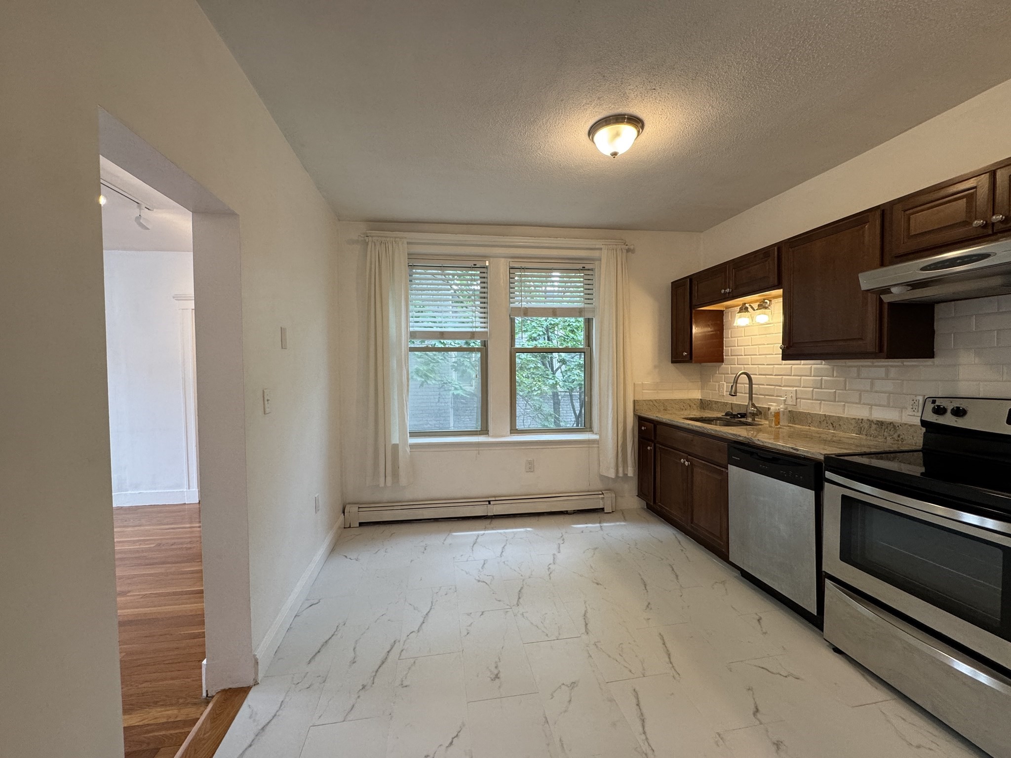32 Ransom Rd Unit 11, Brighton, Boston, MA 02135 - Image 2