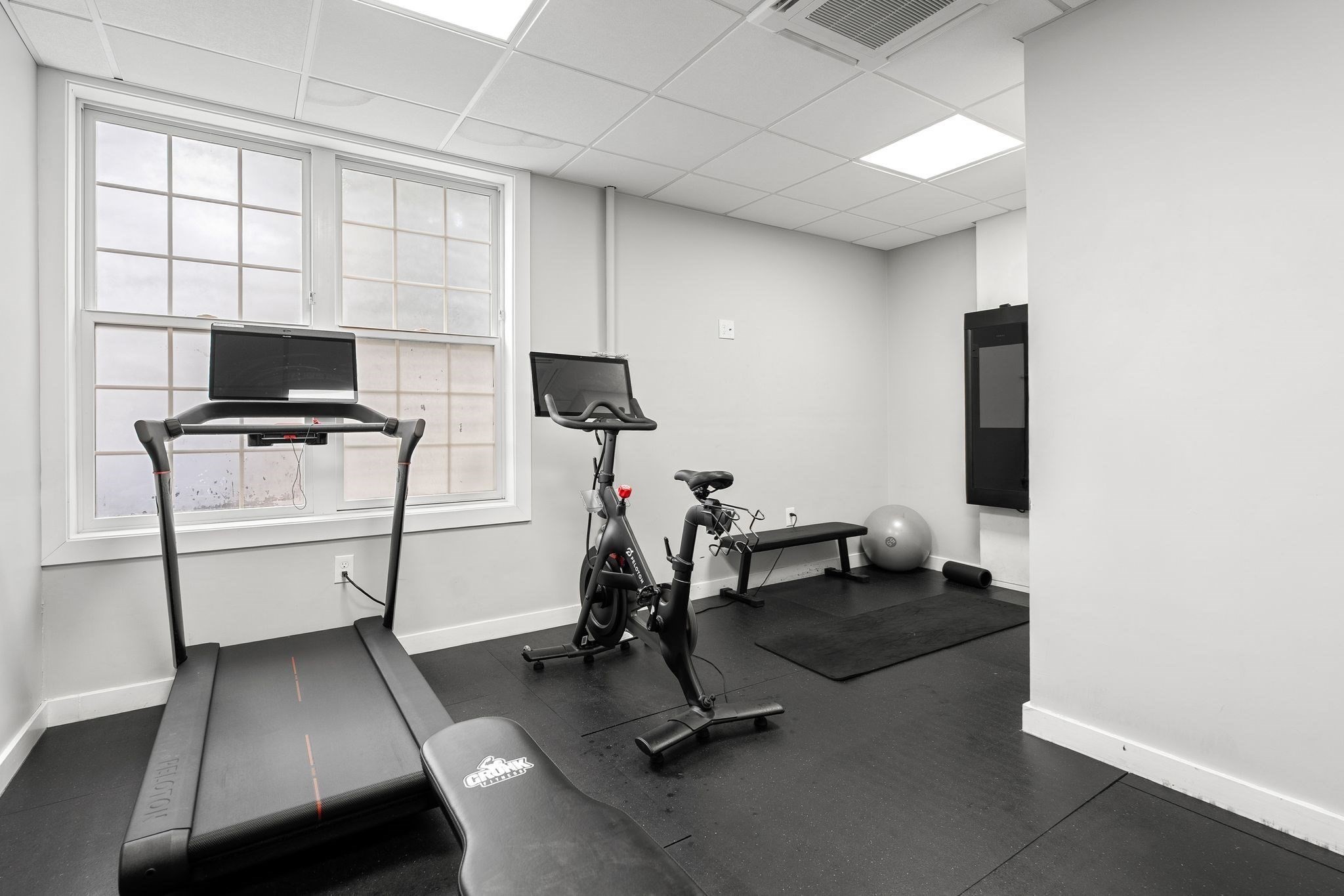 10 Everett St Unit 402, East Boston, Boston, MA 02128 - Image 16