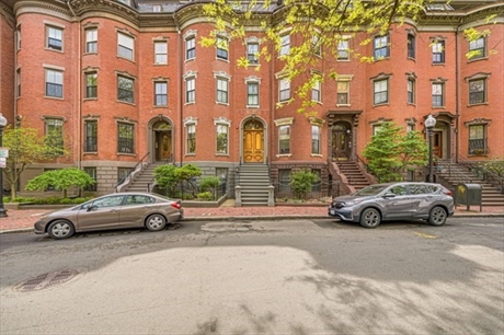 25 Worcester Square
