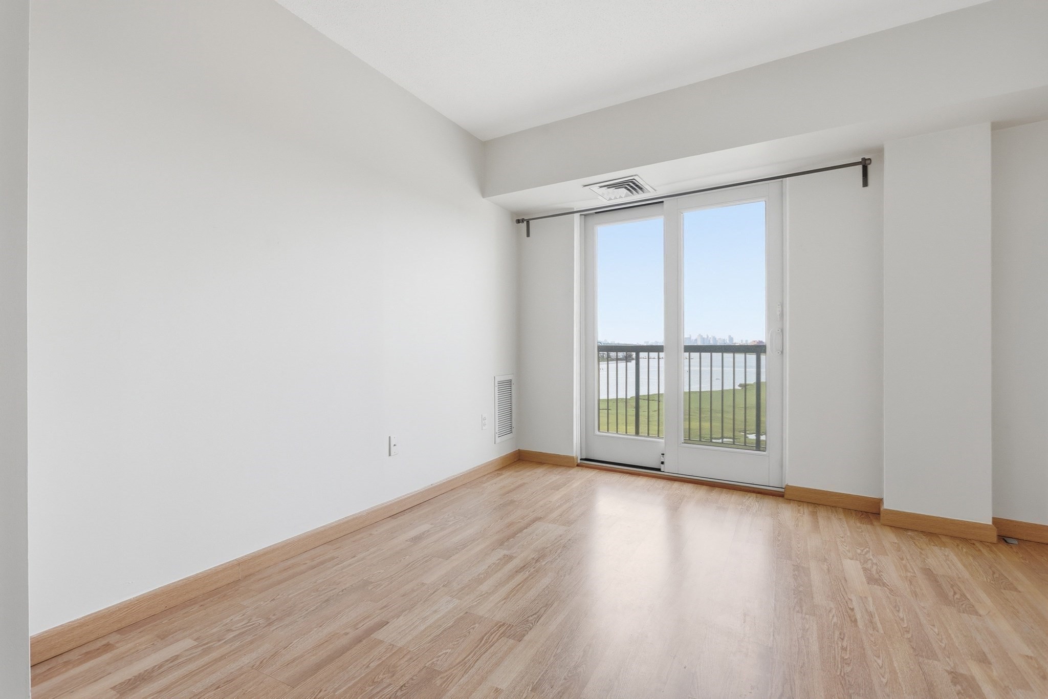 133 Commander Shea Blvd Unit 712, Quincy, MA 02171 - Image 17