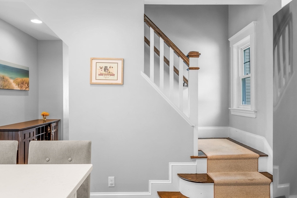 103 Sylvan St, Danvers, MA Image 17