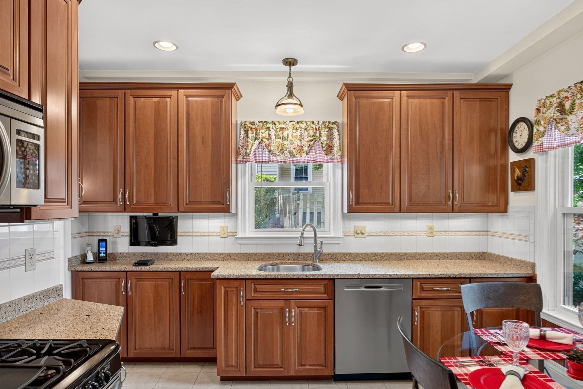 15 Vernon St, Plymouth, MA 02360 - Image 16