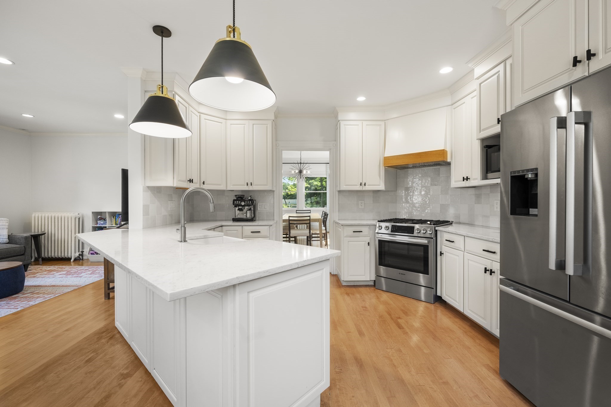 18 Benvenue Street, Wellesley, MA 02482