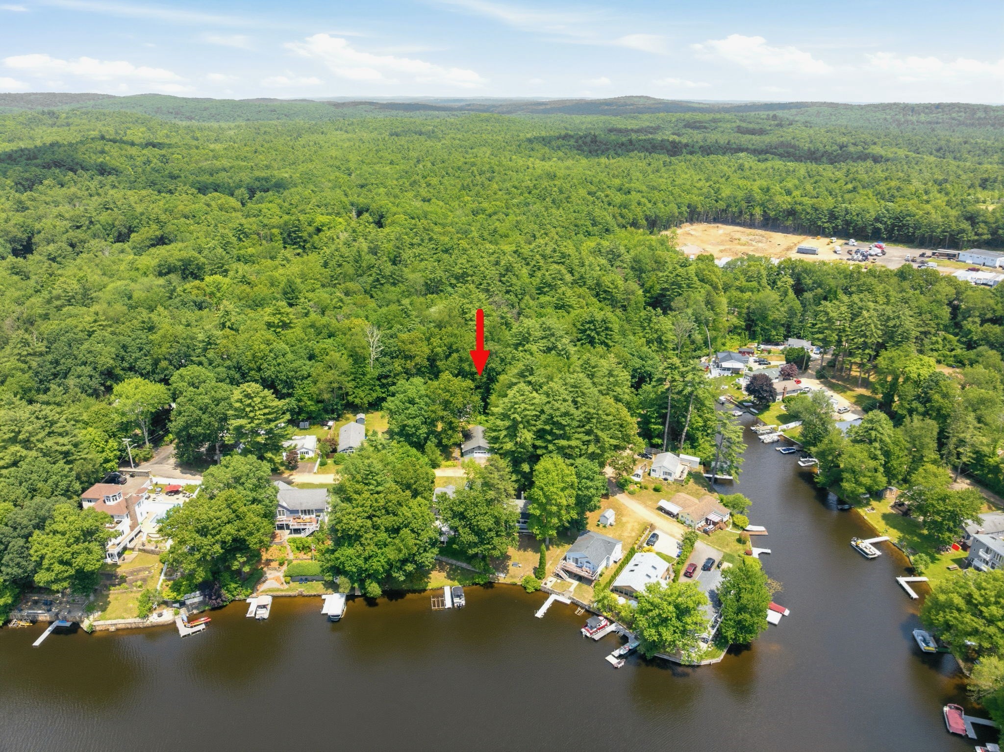 4 Essex St, Holland, MA 01521