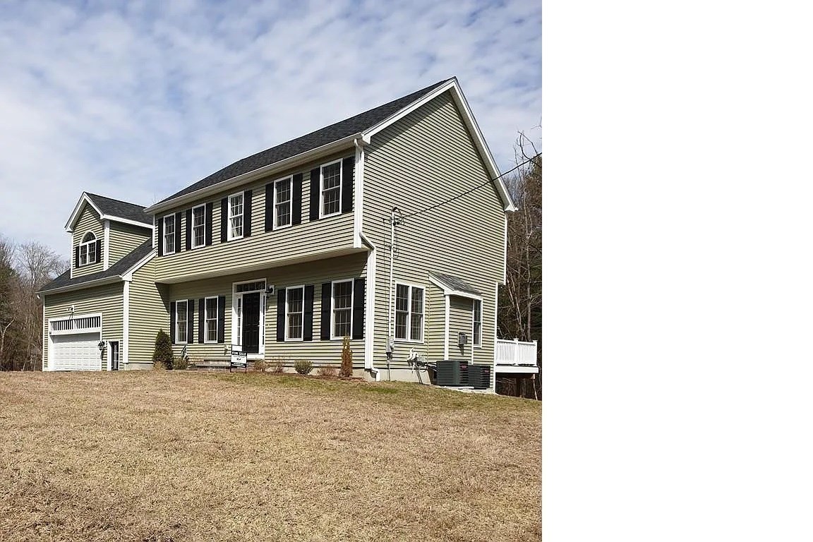 660 Mayflower Landing, Holliston, MA 01746