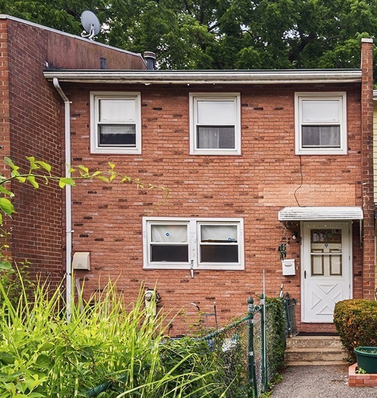 21 Hilton Ter, Roxbury, Boston, MA 02119