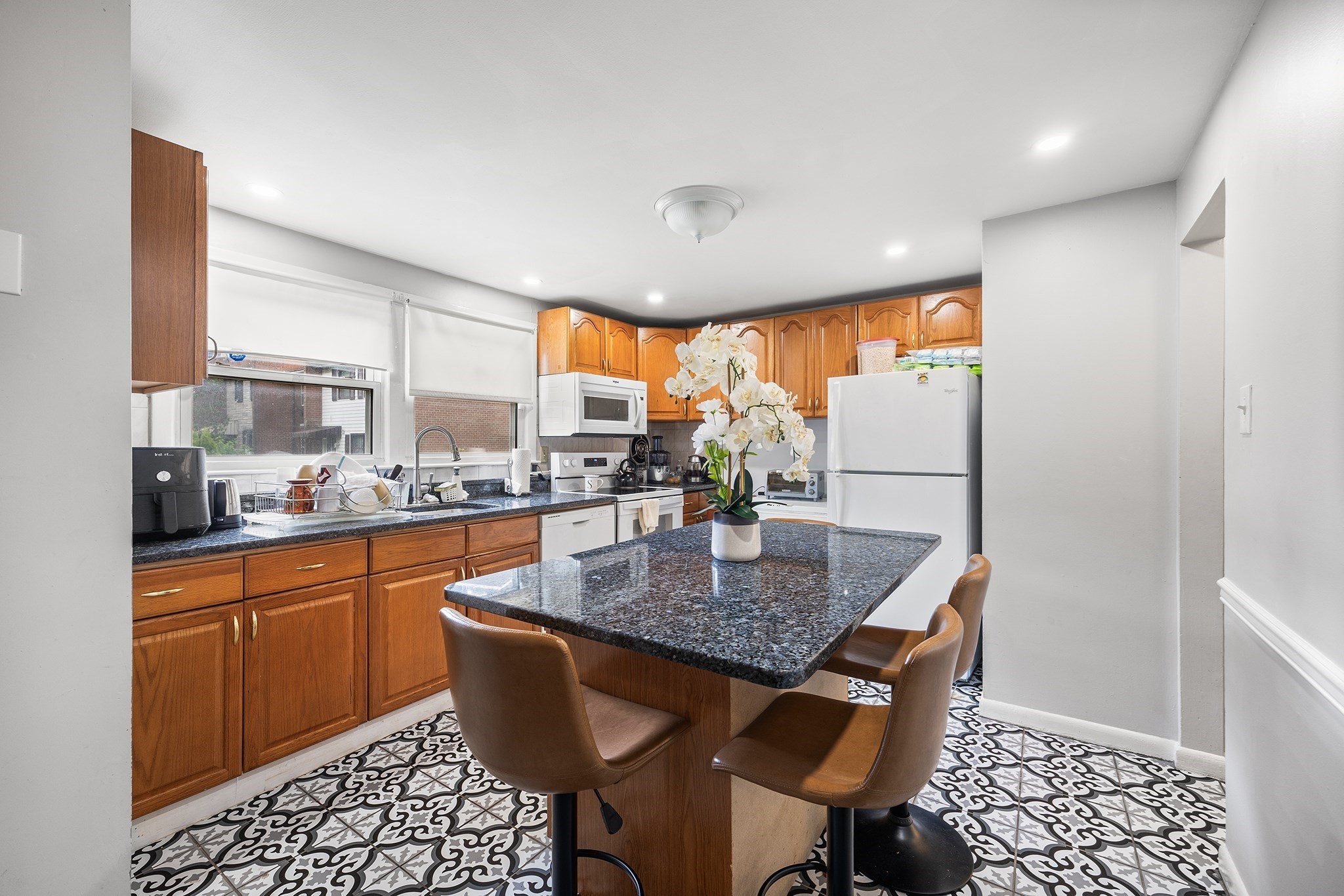 21 Hilton Ter, Roxbury, Boston, MA 02119 - Image 2