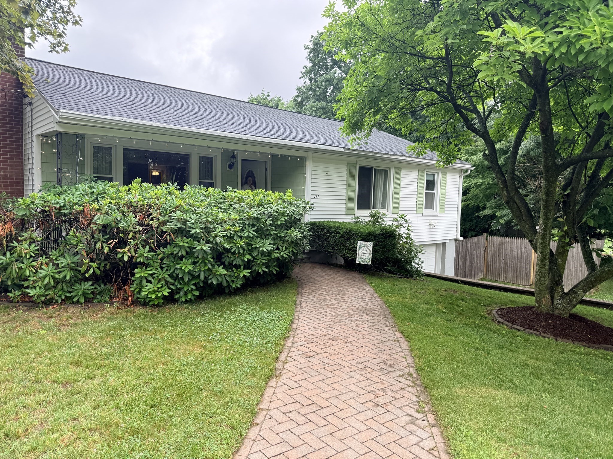117 Longmeadow Ave, Worcester, MA 01606