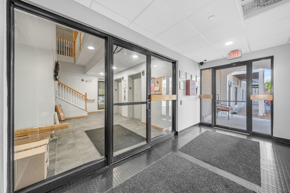 8 Walnut St, Peabody, MA Image 2